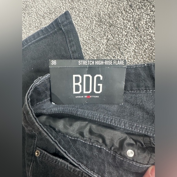 NWT BDG  Women’s Stretch High-Rise Flare Jeans - Picture 8 of 12